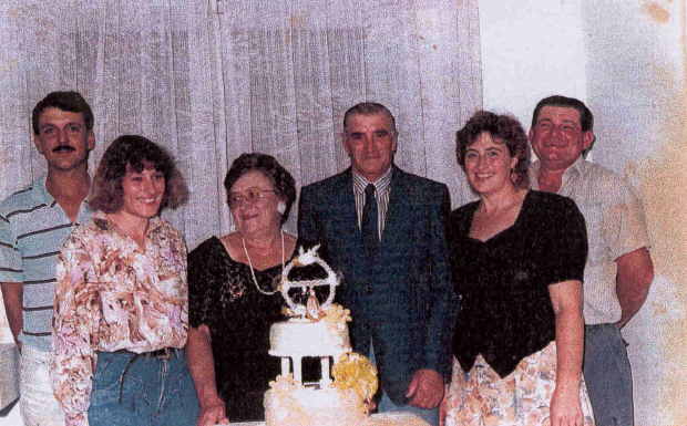 Alcides y Eva con sus Hijos e Hijos Politicos (Ao 1992)