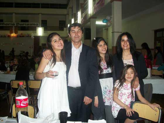 La familia en los 15 aos de Agostina (Ao 2006)