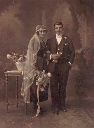 Casamiento de Lorenzo y Margarita (04/May/1921)