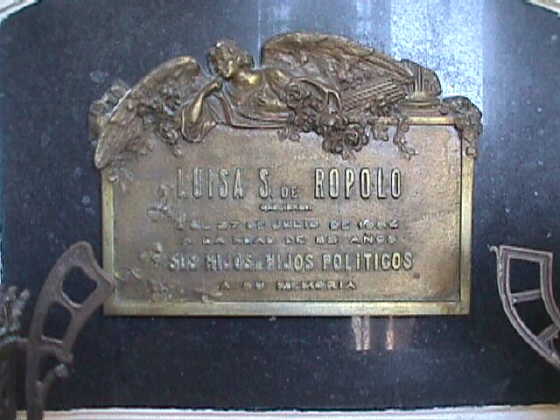 Lpida Luisa Scandalo en el panteon de la Familia de Vicente Cipriano Ropolo en Felicia