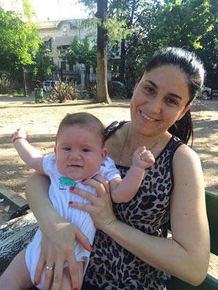 Genaro Simon Ropolo Acosta con su mam (Ao 2014)