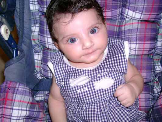 Lucila Abril Della Rosa a los 4 meses (Feb/2007)